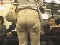 Amateur housewife with worthy ass receives caught on my spy cam on a train